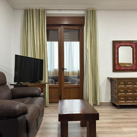 Hostal Aribel Longinos Cercedilla Εξωτερικό φωτογραφία