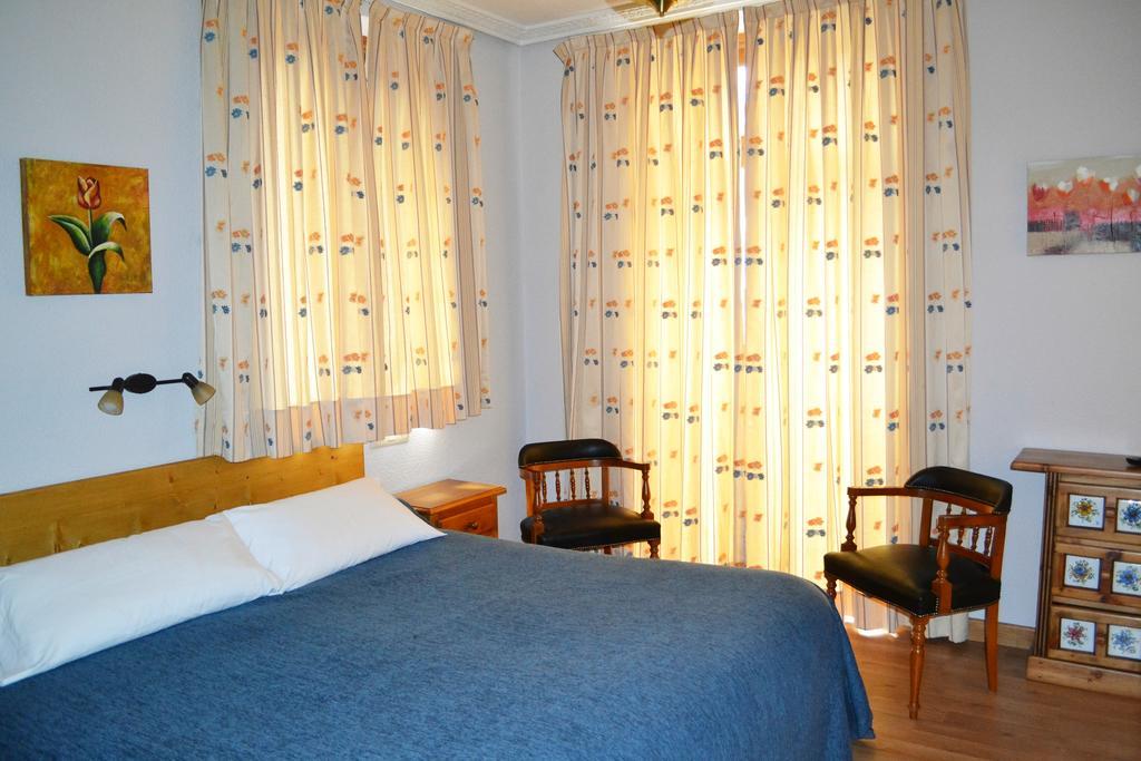 Hostal Aribel Longinos Cercedilla Εξωτερικό φωτογραφία