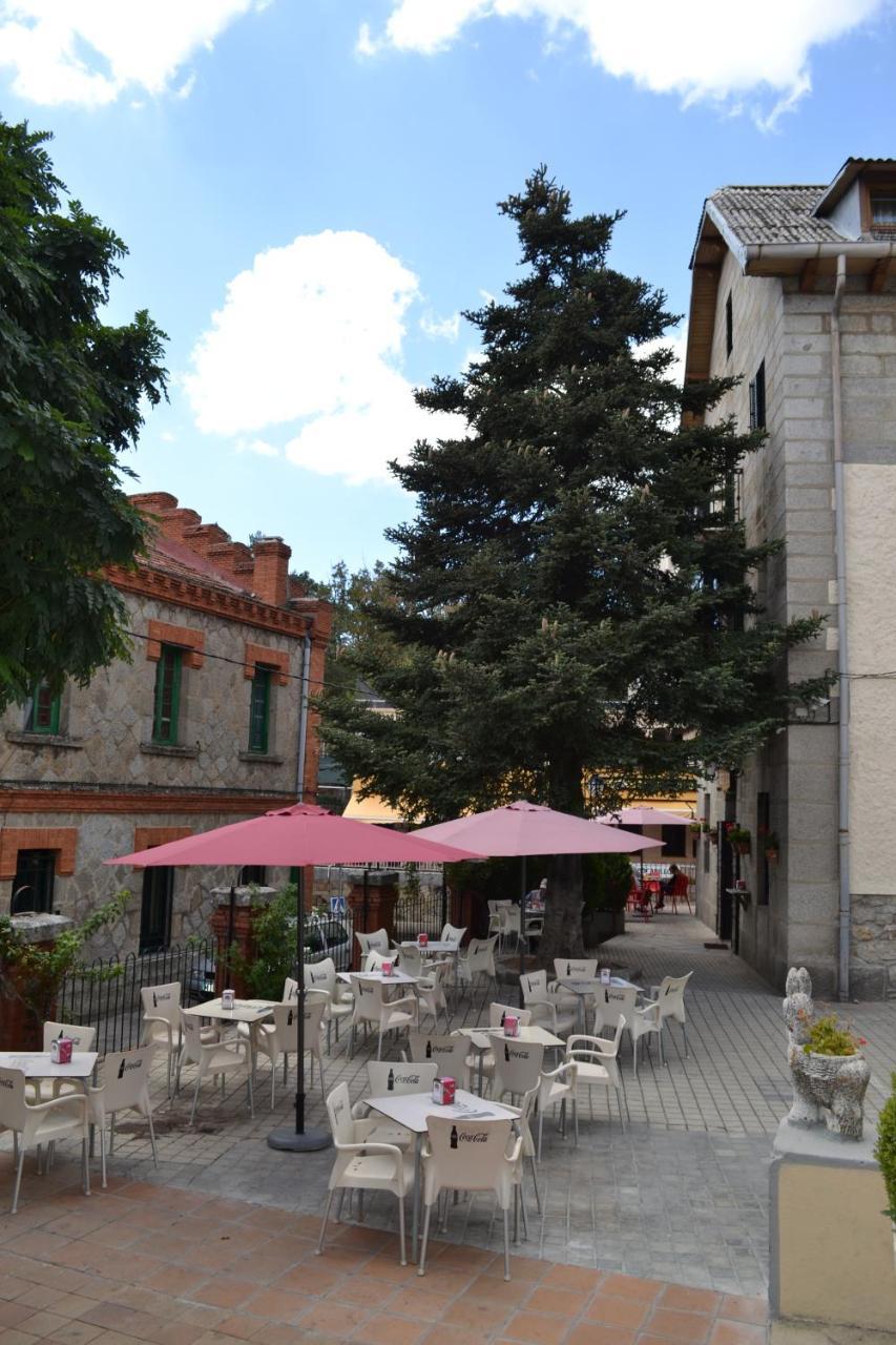 Hostal Aribel Longinos Cercedilla Εξωτερικό φωτογραφία